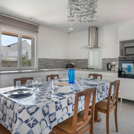 Maison Pour 7 Proche Du Port לה קרואסיק